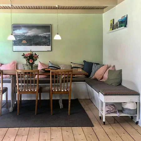 Idyllic Overlooking Svanninge Hills Semesterbostad Millinge